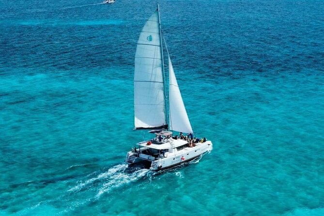 Plus Full Day Catamaran Tour to Isla Mujeres All Inclusive - Cancun to Isla Mujeres by catamaran: why this day trip works
