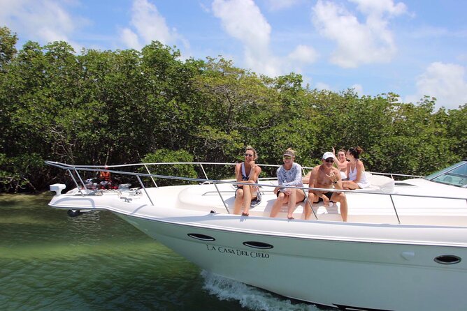 Private 50FT Yacht Rental in Cancún P8 - Choosing 2, 4, or 6 hours: how your day changes