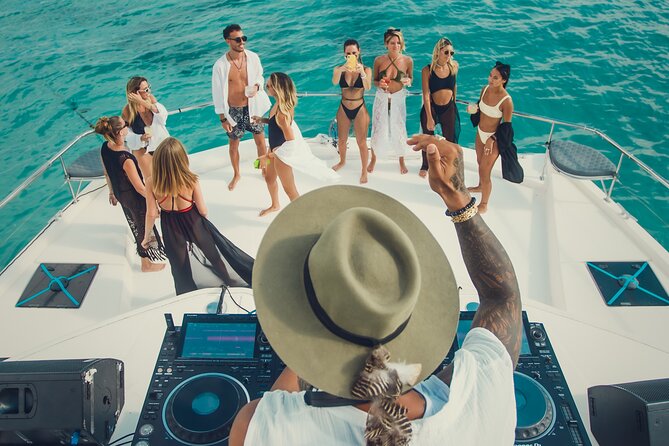 Private All Inclusive Sunset DJ Cruise – 51' Leopard Cancun - Key things I’d watch for