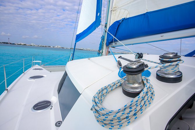 Private Catamaran from Cancun to Isla Mujeres | For up to 30 pp - Price and group size math for up to 30 people