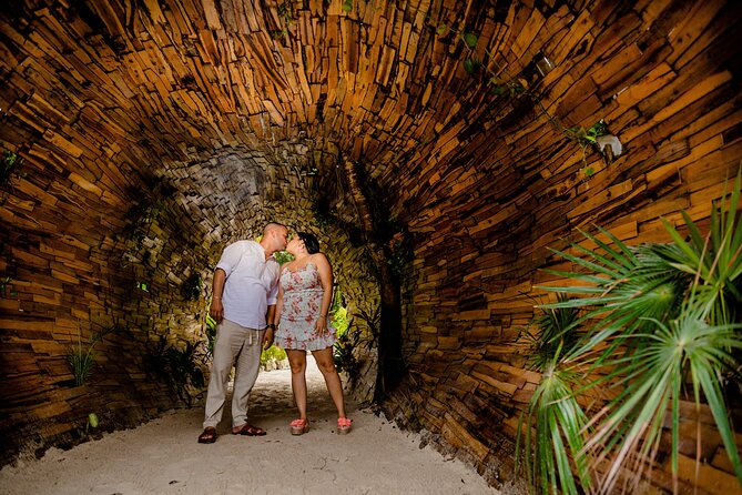 Private City Tour Tulum - Stop 1: Sfer Ik Tulum and the Wood Gallery of Crafts