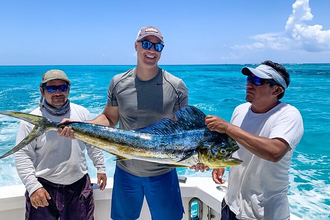 Private Deep Sea Fishing Tour in Isla Mujeres and Cancun - Private deep sea fishing around Isla Mujeres and Cancun