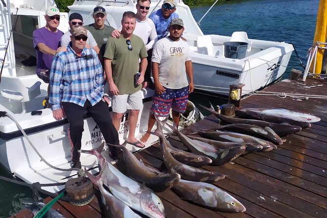 Private fishing charter Bertram 31ft 6 pax max if you don't fish you don't pay - Crew Communication and Sea-Sickness Reality Checks