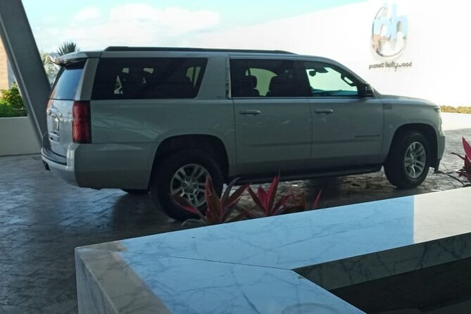 Private luxury transportation from CUN Airport to Puerto Morelos - The Reality Check: What the Reviews Say the Process Can Look Like