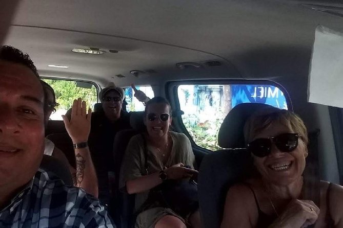 Private Roundtrip from Cancun Airport to Playa del Carmen - Meeting your driver at Cancun International Airport without the taxi scramble
