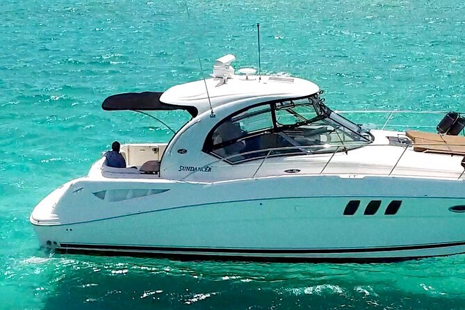 Private Tour of Cancun to Isla Mujeres by 45-foot Yacht. - Crew service on a smaller 42-foot yacht: calm, personal, and easy