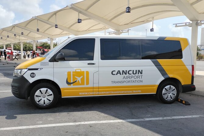 Private Transfer from Cancun Airport to Akumal - Airport Meet-Up Without The Headache