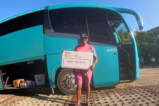Private transfer to Cancun Airport to Hotel Zone - The ride itself: a short, controlled stretch of travel