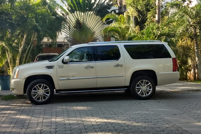 Private Transportation by SUV from the Airport to Cancun Hotel Zone - Cancun Airport to Hotel Zone, Without the Taxi Chaos