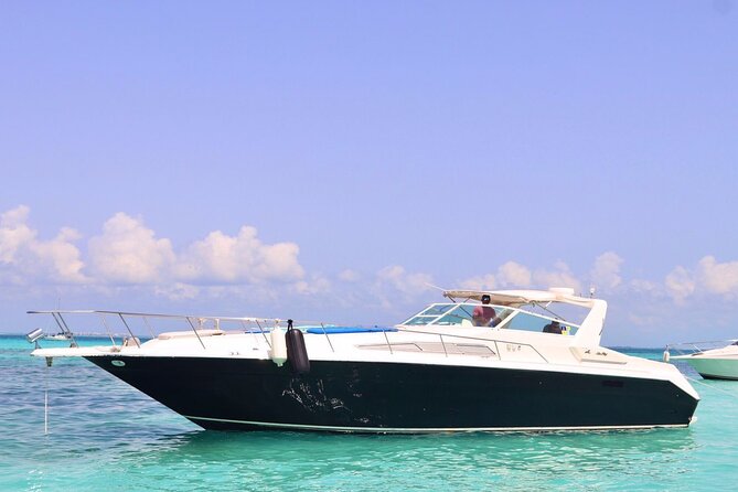 Private Yacht 46ft Sea Ray Snorkel up to 15 pax 23P2 - How this 46ft Sea Ray charter works in Cancun