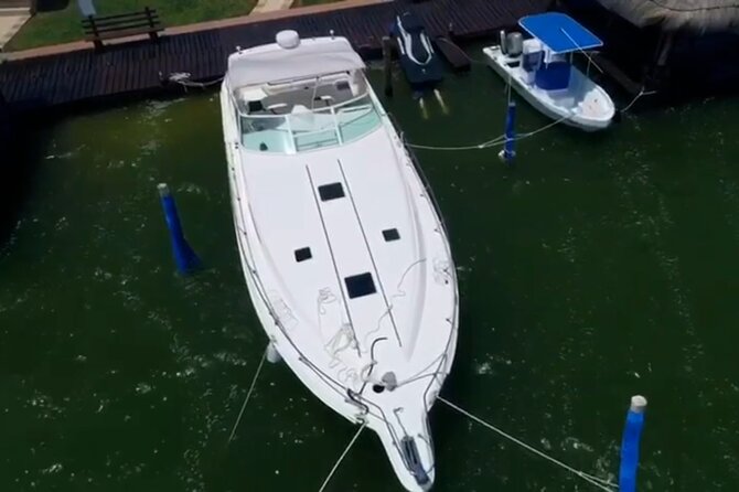Private Yacht 46ft Sea Ray Snorkel up to 15 pax 23P2 - Isla Mujeres and Playa Norte: the snorkeling payoff, plus a real swim consideration