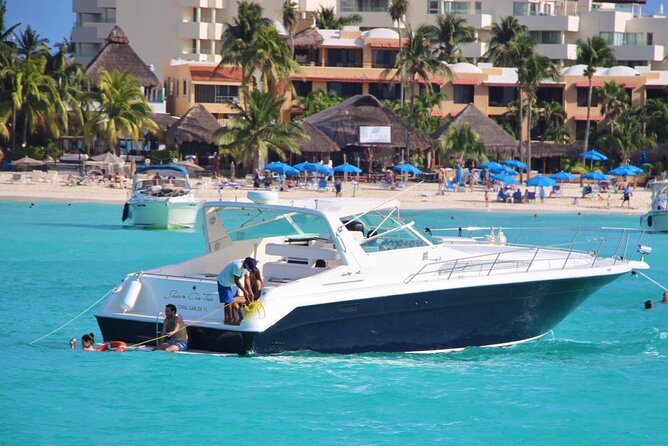 Private Yacht 46ft Sea Ray Snorkel up to 15 pax 23P2 - Value and pricing: $260 per group, then the $14 dock fee