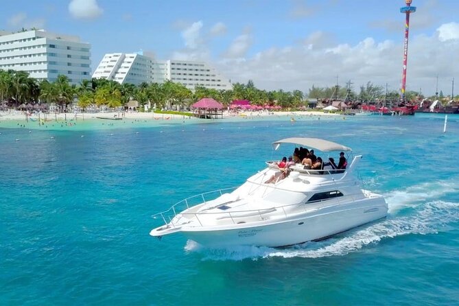 Private Yacht Rental Sea Ray 46ft Cancun 23P3 - The 2-hour Cancun Bay cruise: perfect for “boat day” basics