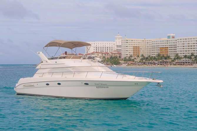 Private Yacht Rental Sea Ray 46ft Cancun 23P3 - Comfort, amenities, and practical onboard realities