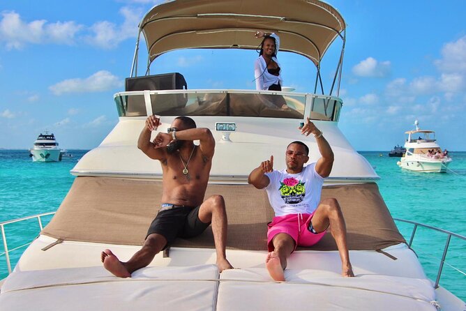 Private Yacht SeaRay 46ft Cancun 25P17 - Cruising Cancun Waters: The Part You Will Remember