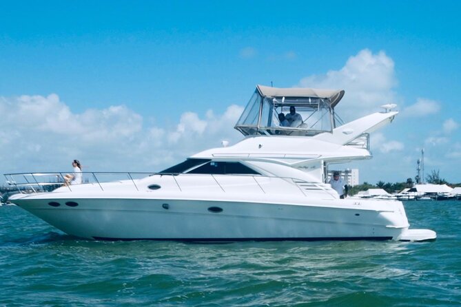 Private Yacht SeaRay 46ft Cancun 25P17 - Who This Yacht Rental Fits Best