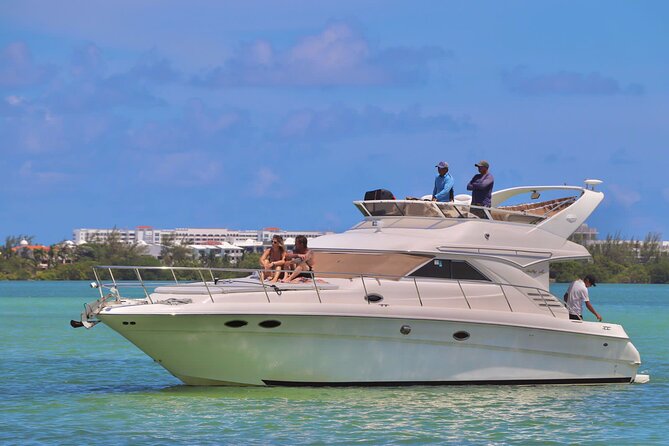 Private Yacht SeaRay 46ft Cancun 25P17 - 2 Hours vs 4 Hours: Isla Mujeres and Snorkel Rules
