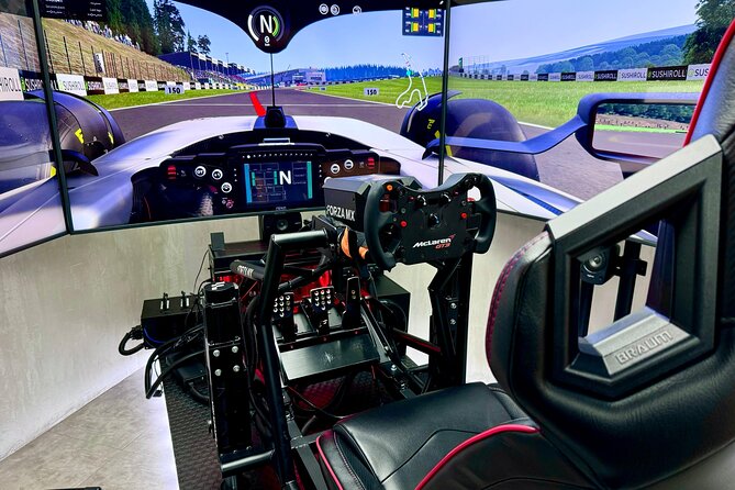 Professional racing simulator - Full-Motion Racing at Cancun International Airport