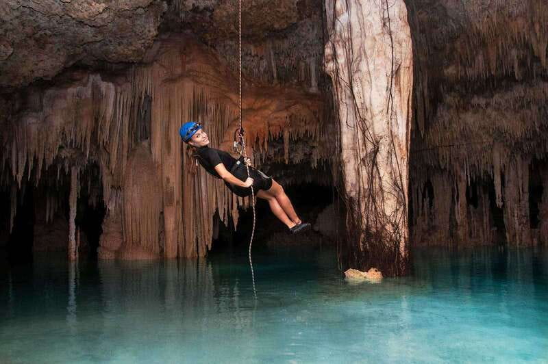 Rio Secreto Nature Reserve: Bicycle, Rappel & Ziplines Tour - Safety gear, lockers, and what to wear (so you’re comfortable fast)