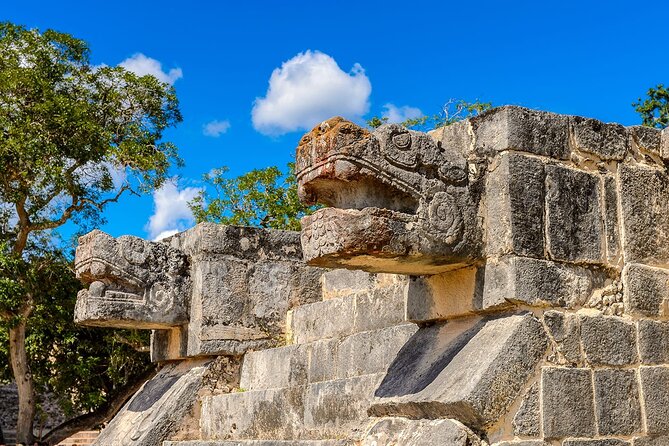Riviera Maya Tour: Chichen Itza & Ik Kil + Hubiku Cenotes - Lunch, drinks, and staying fueled between stops