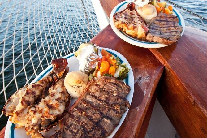Romantic Dinner in the Spanish Galeon with Sax in Cancun. Lobster & Beef menu. - Why the Spanish Galleon Dinner with Sax feels special in Cancun