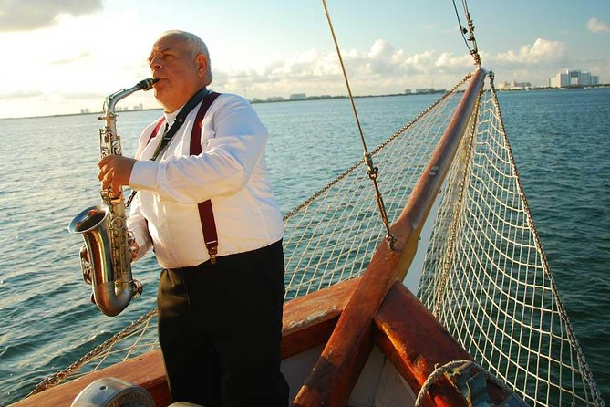 Romantic Dinner on a Spanish Galeon in Cancun - From Marina Aquatours to Nichupte Lagoon: how the cruise actually plays out