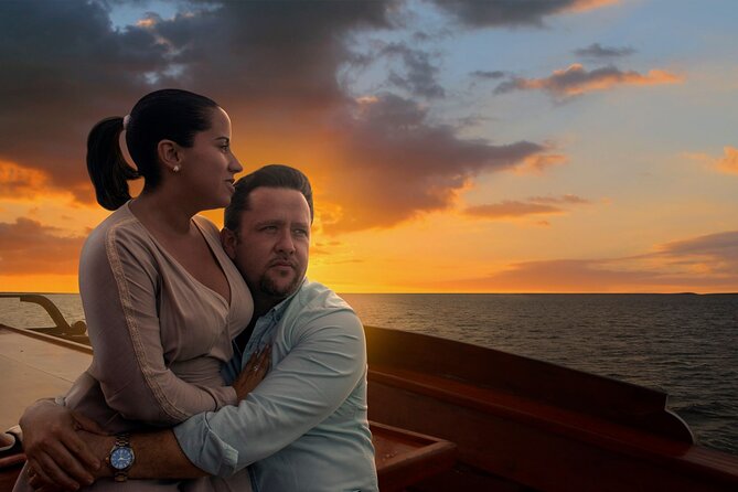 Romantic Sunset Dinner Cruising Experience - The 3-Course Dinner: Lobster, Steak, and the Way It’s Served