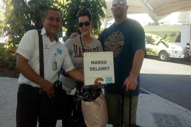 Round private transfer -Airport - Puerto Morelos -Airport. - Should You Book This Private Cancun-Airport Transfer?