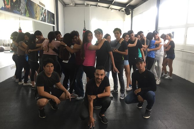 salsa dancing lessons and bachata classes - Where the class starts, and why the 1-hour timing matters