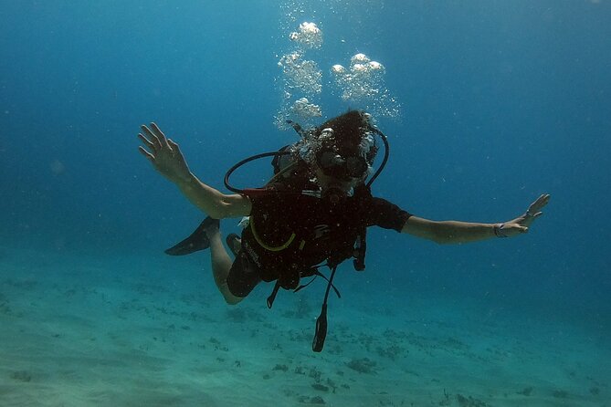 Scuba Diving (1st time) in Cancun Beginner's WELCOMED! - Pool coaching that teaches you how to breathe and relax