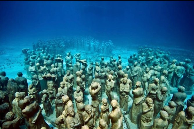 Scuba Diving Adventure WITHOUT CERTIFICATION! Try it today! - Try-Scuba in Isla Mujeres, with MUSA and Manchones as your payoff