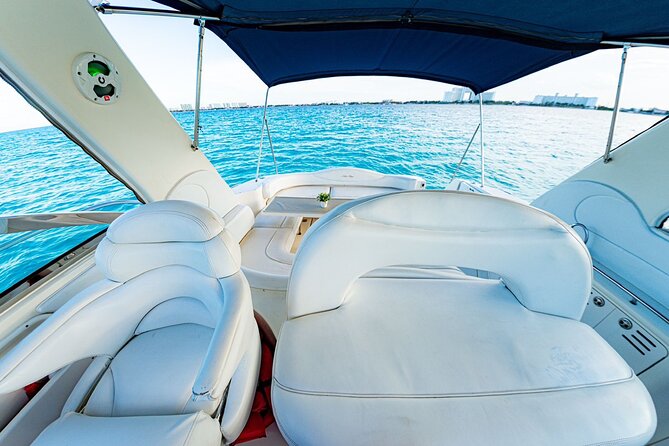 SeaRay 43ft Isla Mujeres, Snorkelling and more!! - Isla Mujeres North Beach: The Time Where the Day Feels Worth It