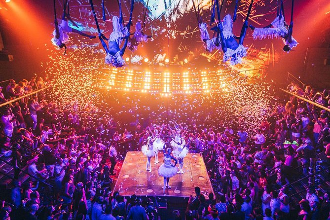Skip the line: Cancun Coco Bongo Gold Member Entrance Ticket - Gold Member area: seats, views, and crowd reality