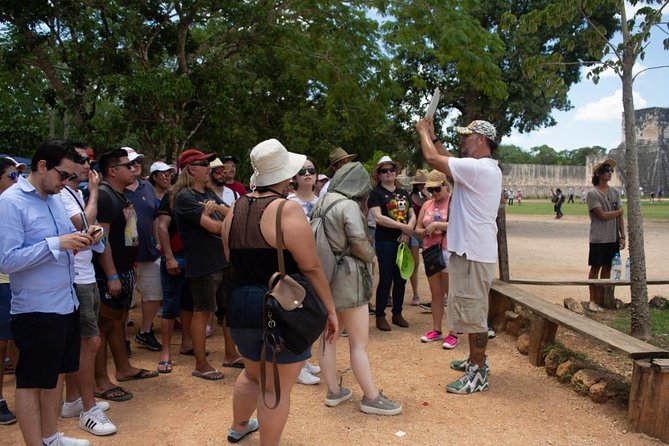 The best tour in Chichén Itzá, Valladolid and Cenote - Valladolid time: architecture, traditions, and a quick photo walk
