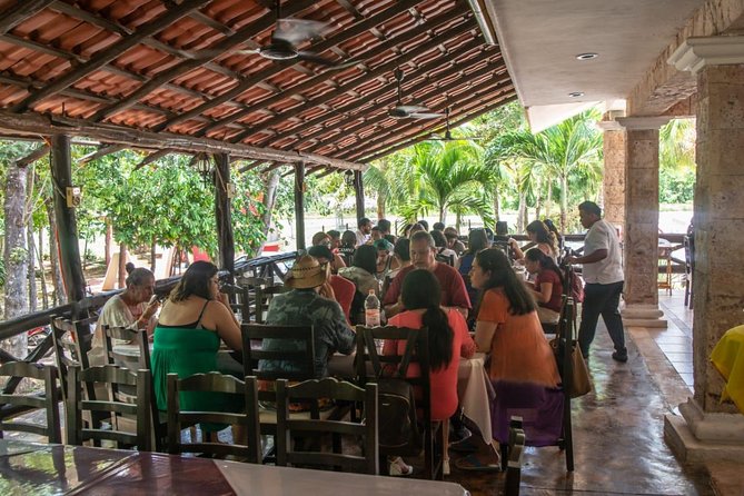 The best tour in Chichén Itzá, Valladolid and Cenote - Getting to the start: Cancun pickup and the 7:00 am reality