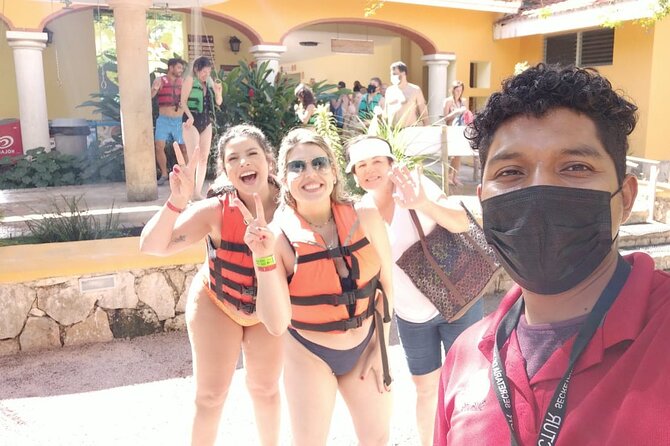 Tour de Dia a Chichén Cenote Ik Kil Cenote Suytun y Valladolid - Stop 3, Chichén Itzá with a certified guide: what you actually get in 2 hours