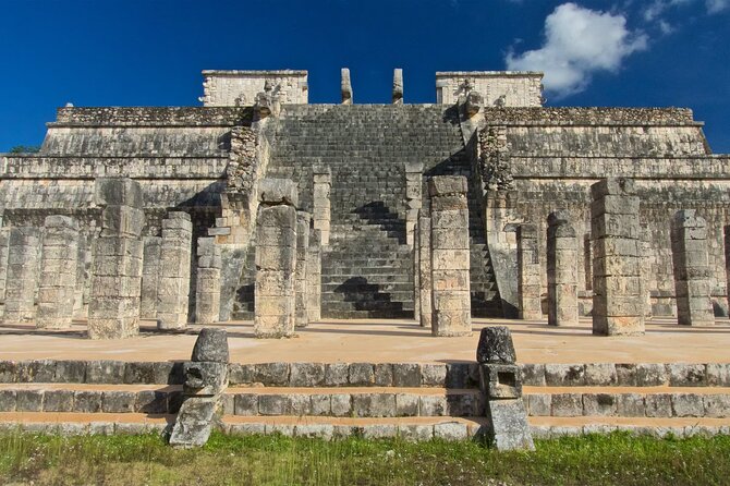 Tour to Chichen Itza-Tickets, food and cenote - Saamal Cenote: swimming time with instructions and practical support