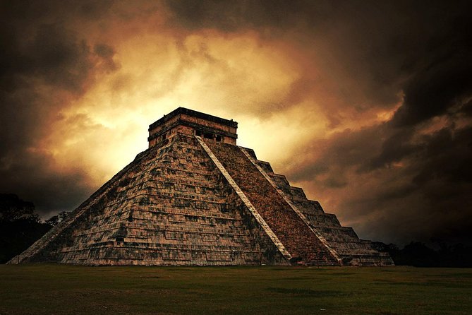 Tour VIP to Chichén Itzá, Valladolid and a Real Mayan Cenote from Cancun - A One-Day Triangle of History, Water, and a Magical Town