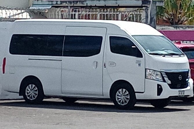 Transfer from Cancun airport to Cancun hotel zone 1 to 8 people - Cancun Airport Pickup That Actually Feels Simple