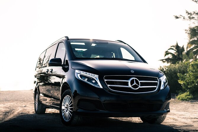 Transfer in Luxury Mercedes Benz Minivan - The WhatsApp Meet-Up, And Why It Matters On Real Travel Days