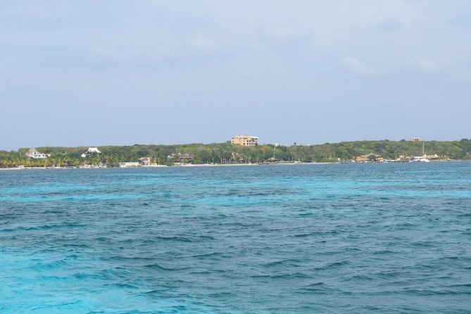 Trimaran La Lupita,Sail Away to Isla Mujeres from Cancun - Boarding at Cancun Bay Resort, and how the small-group feel changes your day