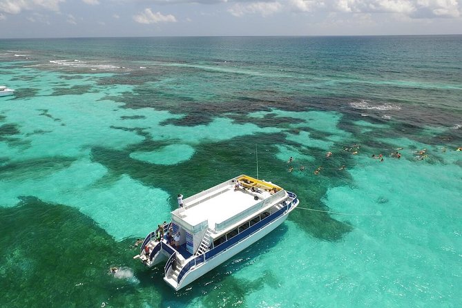 Trip to Isla Mujeres - Catamaran Unlimited Adventure from Playa del Carmen - Shopping in Town: Convenience Without a Full Sightseeing Day