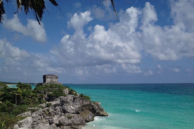 Tulum BEACH to Cancun / Tulum Airport-One Way-Max 9 PAX - The complimentary 15-minute stop, and how to use it well