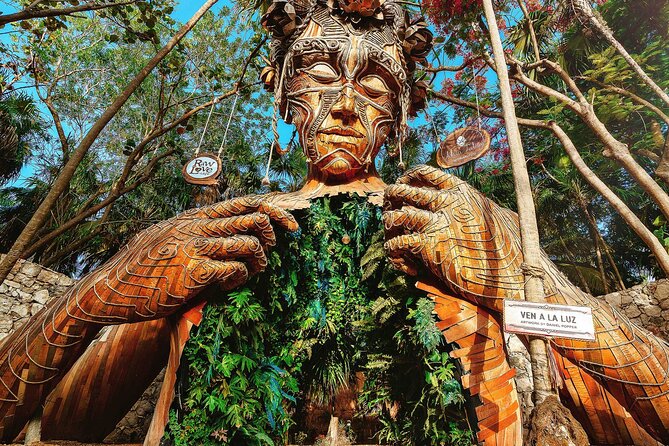 Tulum Ruins 4 Cenotes & Giant Sculpture - Lunch and the true rhythm of the day: why the clock can stretch
