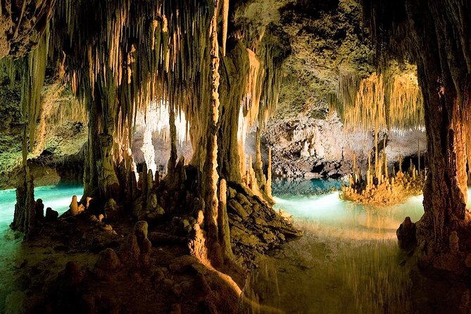 Underground River and Cave Tour at Rio Secret - The full gear setup (wetsuit, helmet lamp, life vest, special shoes)