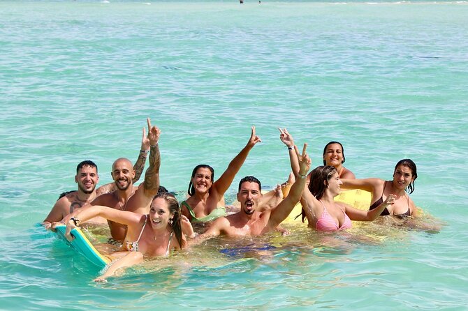 Unforgettable Catamaran Journey: Cancun to Isla Mujeres! - The Sunset Return to Cancun Marina and the Last Toast