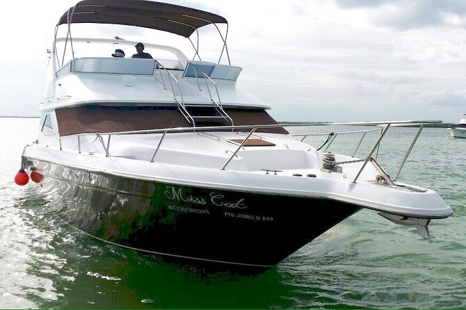 Yacht 48ft Rental in Cancun for up to 15 people - Onboard experience: crew, comfort, and what’s actually included