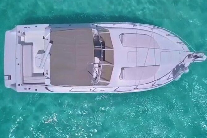 Yacht experience in Cancun: cruise, swim and sunset views - Private yacht time on Cancun’s lagoon and Caribbean water