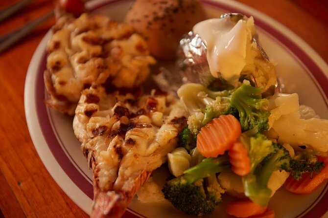Your Romantic Dinner in Cancun, includes national open bar and live music - Value for $95: what’s included, what costs extra
