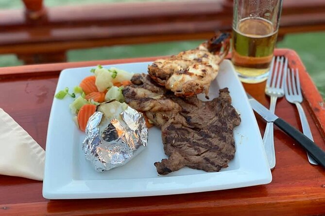 Your Romantic Dinner in Cancun, includes national open bar and live music - Boarding at Marina Aquatours: where the night starts